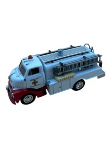 Matchbox 1948 GMC C.O.E Tanker/Pumper YYM37631 - Picture 1 of 6