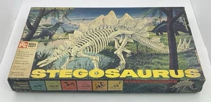RARE******VINTAGE ITC MODEL CRAFT STEGOSAURUS- M.I.B. (T354) - Picture 1 of 7