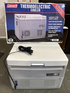 Coleman 5232B807 Thermoelektrische Kühlbox. Kalt oder warm mit Netzteil Auto - Bild 1 von 15