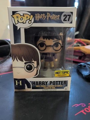 Funko Pop! Vinyl: Harry Potter -(in Sweater) - Hot Topic (Exclusive) #27 - Image 1 of 4