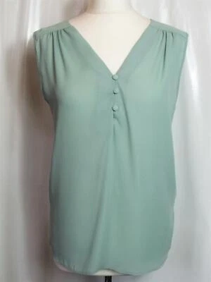 BRAND  NEW EX HIGH ST 🌺 GREEN CHIFFON CAMISOLE TOP 🌺 SIZE 16 # 288* - Image 1 of 2