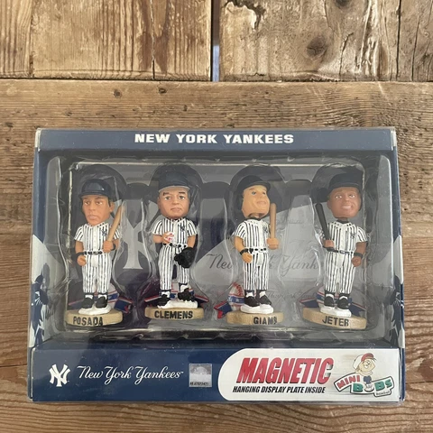 VTG NIB New York Yankees Magnetic Mini Bobs Set 4 Jeter Soriano Posada Clemens Cover