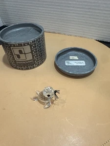 Sello de cristal Swarovski con bigotes 7663 NR46 con caja. Excelente estado - Imagen 1 de 4