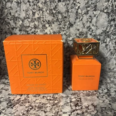 Tory Burch 50 毫升淡香精淡香水 — 几乎满,带盒 100% 正品 — 第 1/4 张图片