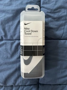 Nike Cool Down Towel NEW Soccer Gym Biking Workout Towel - Picture 1 of 2
