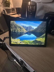 Dell Latitude 5290 2-in-1 Tablet Laptop - i5-8350U - 8GB RAM - 256GB SSD   (2) - Picture 1 of 8