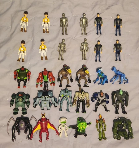 Ben 10 Omniverse Huge Lot of 30 Action Figures Cartoon Network 5# Cover