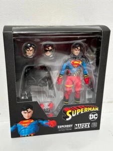 Original Medicom Mafex Superboy Nr. 232 The Return of Superman NEU - USA Verkäufer - Bild 1 von 3