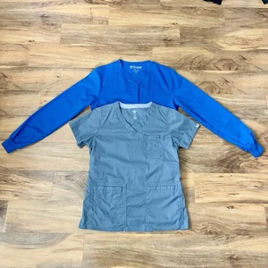 Grey's Anatomy And Med Couture Small Women Scrub Tops Lot Of 2 Blue & Gray - Picture 1 of 14