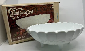 Vintage 1960s Indiana Glass Co Milk Glass Oval Center Bowl Garland ORIGINAL BOX - Picture 1 of 15