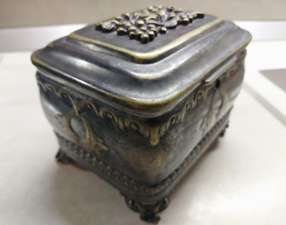 Шкатулка Fabric Józefa Fraget WARSZAWIE 1851 - Image 1 of 4