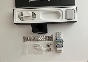 Apple I-Watch Series 4 Nike 44MM Face Screen IOS Fit Smart Device 2586-NS - Photo 1 sur 8