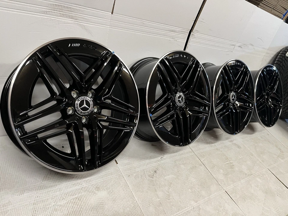 Original Mercedes W447 Vito V-Klasse 19“ AMG Felgen NEU A4474018000 BlackEDITION