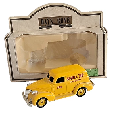 LLEDO DAYS GONE 1939 CHEVROLET PANEL VAN  SHELL BP  DIECAST BOXED 30010 - Image 1 of 3