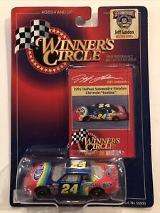 Jeff Gordon 1998 Winners Circle 1994 DuPont Chevrolet Lumina 1:64 Scale Diecast