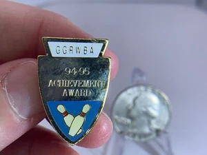 Bowling Award Achievement GGRWBA 1994-95 Shield Vintage Tack Pin T-1163 - Picture 1 of 1
