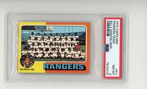 Topps Mini béisbol 1975 #511 Rangers Team PSA 8 casi nuevo-Mt 78129175 Billy Martin - Imagen 1 de 2