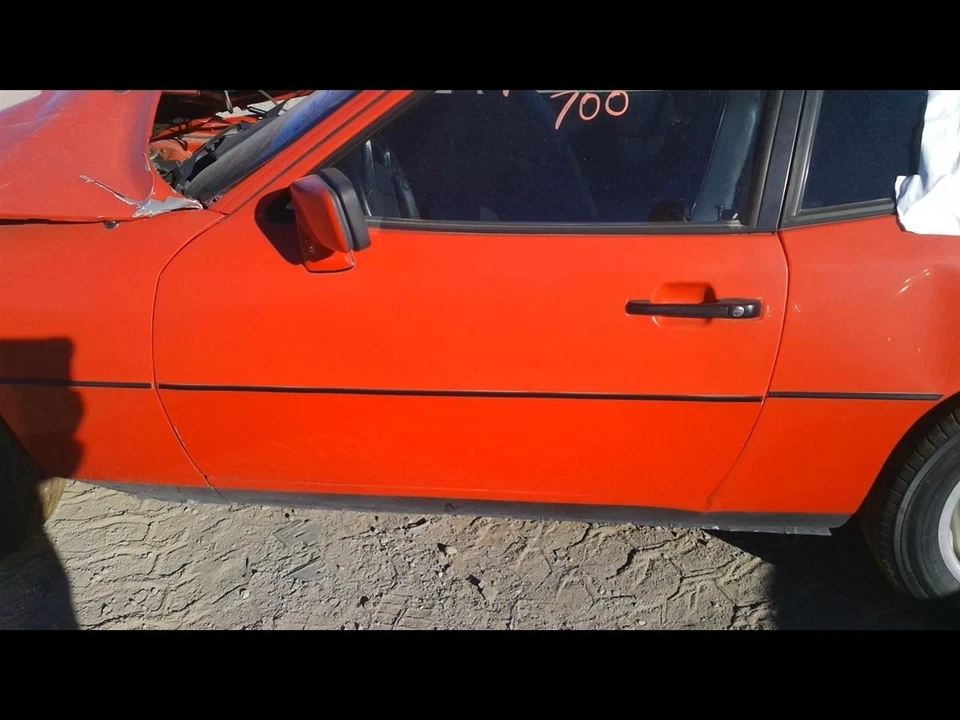 Driver Left Front Door Coupe Fits 83-91 PORSCHE 944 30554165 - Image 1 of 4