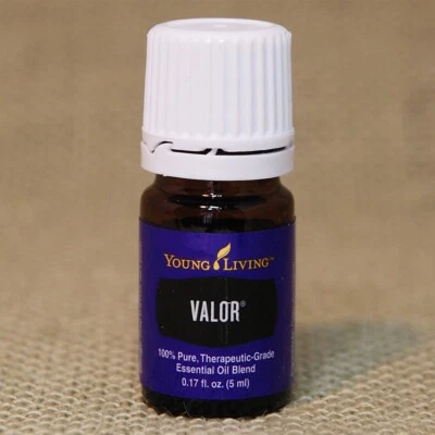 Эфирное масло Young Living VALOR 5 мл НОВОЕ нераспечатанное БЕСПЛАТНАЯ ДОСТАВКА за 24 часа - Изображение 1 из 2