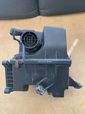 Hyundai Sonata 2006-2008 caja filtro de aire 2,4 L con sensor MAF 28110-3K010 Foto 1 de 4