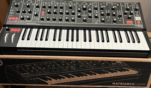 Moog Matriarch Dark Edition - Semi Modular Analogue Synthesizer - Picture 1 of 7