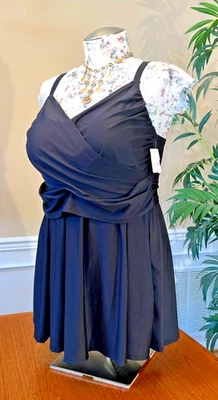 Vestido de baño Catherines vintage inspirado en la parte delantera/copa suave cuello en V en negro talla 22W Foto 1 de 4