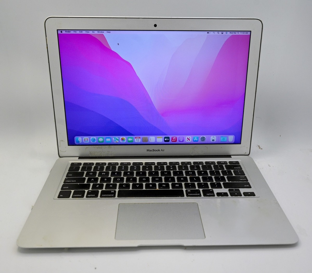 美 品 MacBook Air 13インチ i5 4GB A1466 2015
