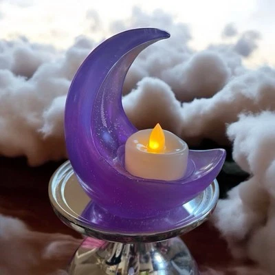 Candelabro casero de resina epoxi de luna creciente Foto 1 de 2