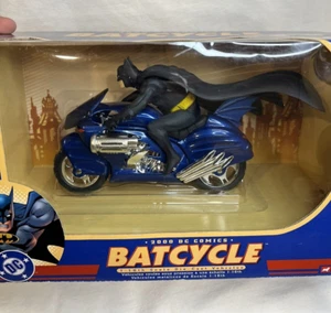 DC Comics Batcycle Edition Blue Corgi #77404 1:16s 2004 - Picture 1 of 11