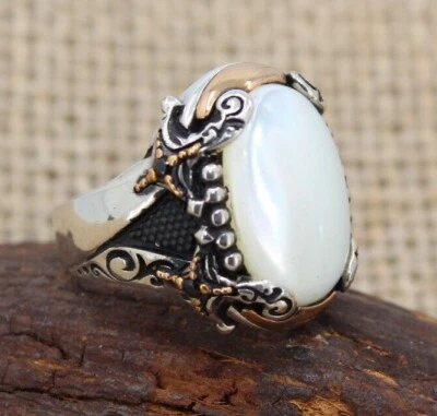 Anillo de madreperla con diseño de espada de plata de ley 925 maciza para hombre Foto 1 de 4