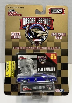 Pete Hamilton #5 1969 Ford Torino Racing Champions NASCAR Legends escala 1:64 Foto 1 de 4