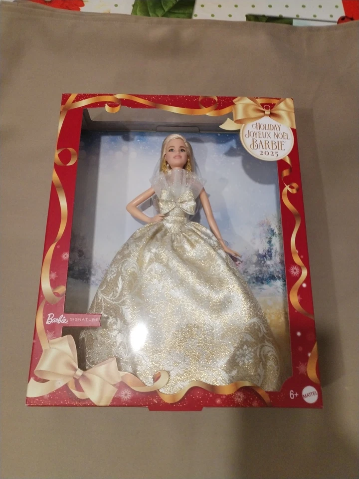 Barbie Magie Des Fêtes 2025 Holiday Doll JBH95 - Mattel