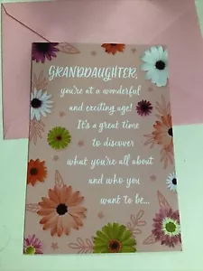 Hermosa tarjeta de felicitación increíble e inteligente sello distintivo de feliz cumpleaños nieta - Imagen 1 de 6