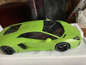 Kyosho Lamborghini Aventador LP 700-4 Green LARGE CAR 1:12 LE 600 IN STOCK - Picture 1 of 21