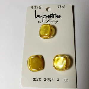 Vintage La Petite von Lansing Knopf auf Karte gelb 5/8 Zoll Menge 3 Schaftknöpfe - Bild 1 von 7