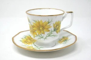 Royal Heritage England Bone China Yellow Daisy Flowers Gold Trim Cup & Saucer - Picture 1 of 6