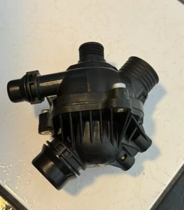 Cooling Thermostat w/Housing - Picture 1 of 8