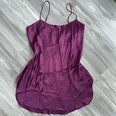 Vestido de lingerie vintage Victoria Secret roxo 100% seda etiqueta dourada tamanho M - Imagem 1 de 3