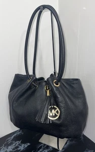 Damen Handtasche Michael Michael Kors schwarz Quaste Leder Schultertasche ECHT - Bild 1 von 9