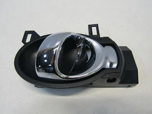 Manija de puerta interior trasera izquierda lado cercano Nissan Juke 2015-18 #3647 - Imagen 1 de 9