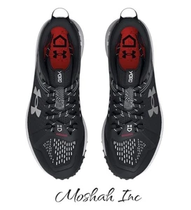 Zapato de béisbol Under Armour para hombre patio bajo césped, (001) negro/negro/blanco, 6,5 - Imagen 1 de 12