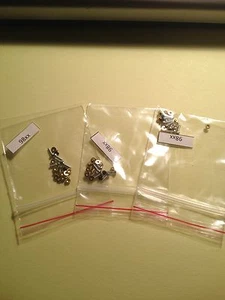 1 Set of replacement screws for the Blackberry Torch 9800/9810 Phones - Photo 1 sur 4