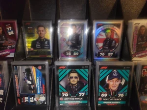 Topps Turbo Attax F1 2022 elige una tarjeta George Russell - Imagen 1 de 11