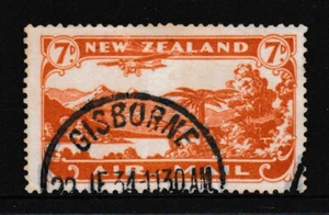 HISTORIC 7d " AIR MAIL - LAKE SCENERY " New Zealand 1931 - Picture 1 of 2