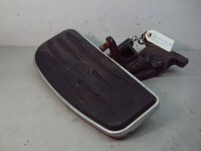 Left Rider Footrest for Yamaha Royal Star Venture 1300 XVZ1300 99-13 Y135 - Image 1 of 4