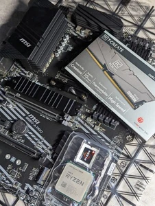 AMD Ryzen 9 5900x Processor + MSI B550-A Pro Motherboard + 16GB RAM Combo - Afbeelding 1 van 9