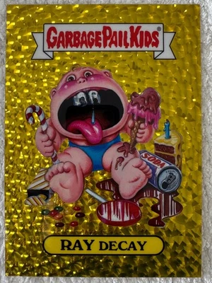 2025 Garbage Pail Kids Get A Grip Giant Art Print 5x7 Ray Decay Gold 23/50 - Image 1 of 2