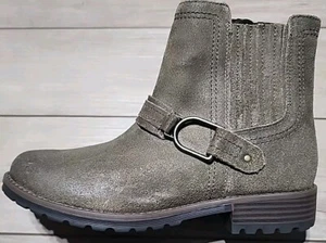 Clarks Aspra Buckle Womens Ankle Boots Dark Olive Suede Sz 7 26174954 - Picture 1 of 8