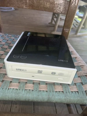 LITE-ON EZ Dub USB 22x External CD/DVD Writer Model eZAU120 Rewriter  - Image 1 of 3