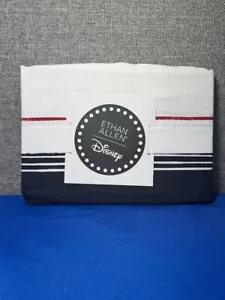 Disney Standard Kissenbezug - rot, schwarz & weiß Design von Ethan Allen - Bild 1 von 3